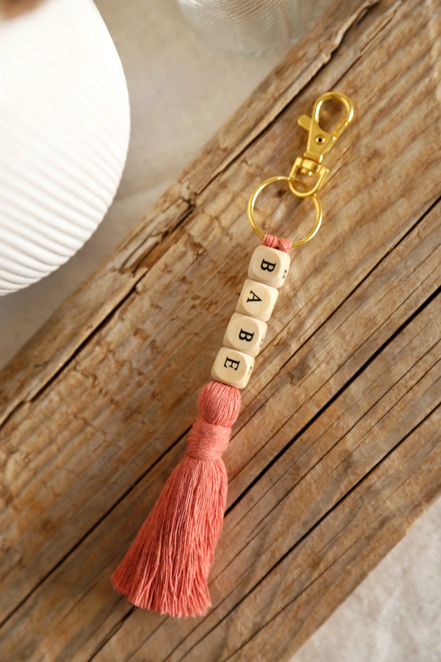 Porte-clés en macramé avec message d’amour