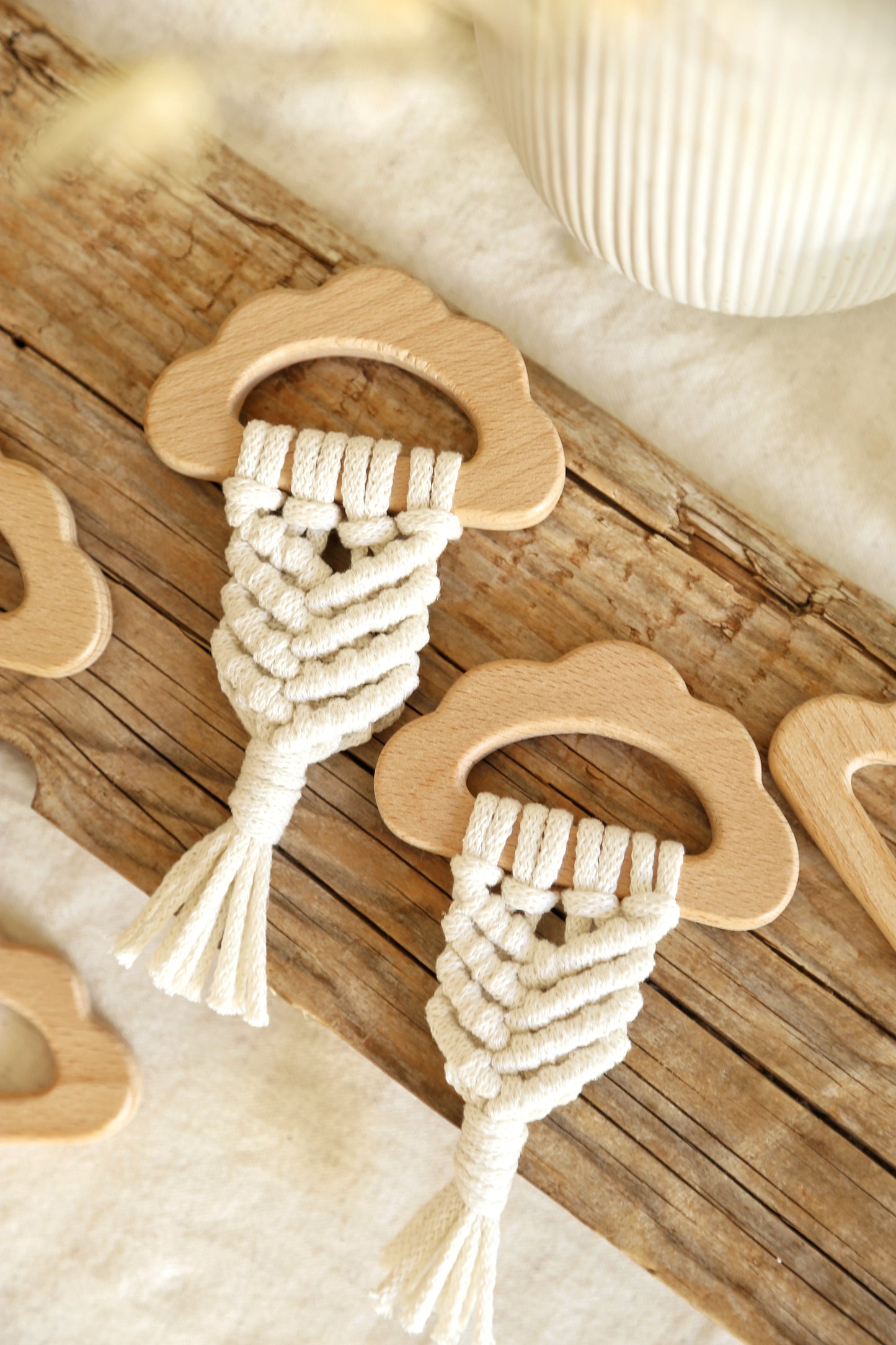 Anneau de dentition bébé en macramé – Forme Nuage