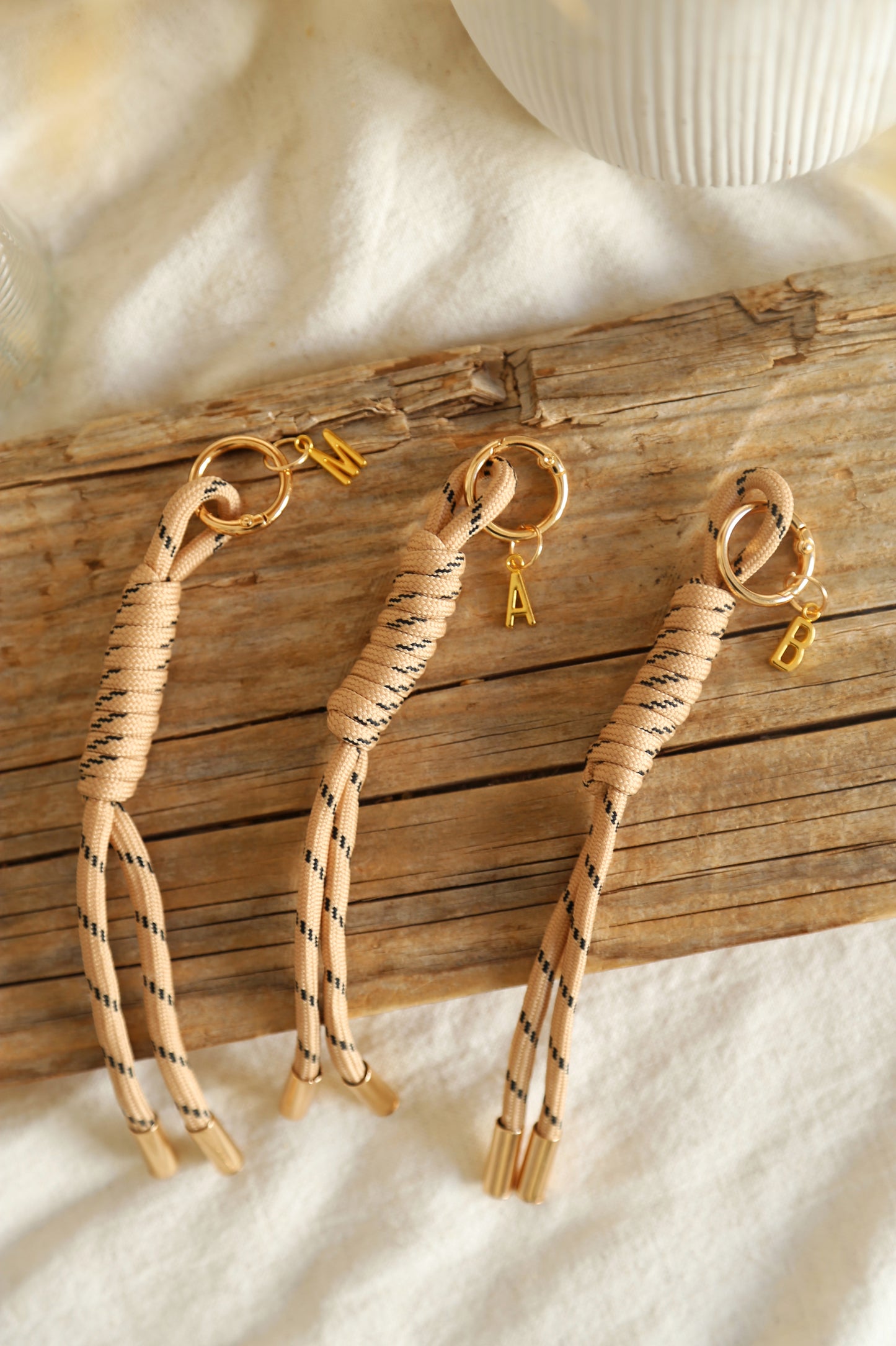 Bijou de sac en paracorde personnalisé