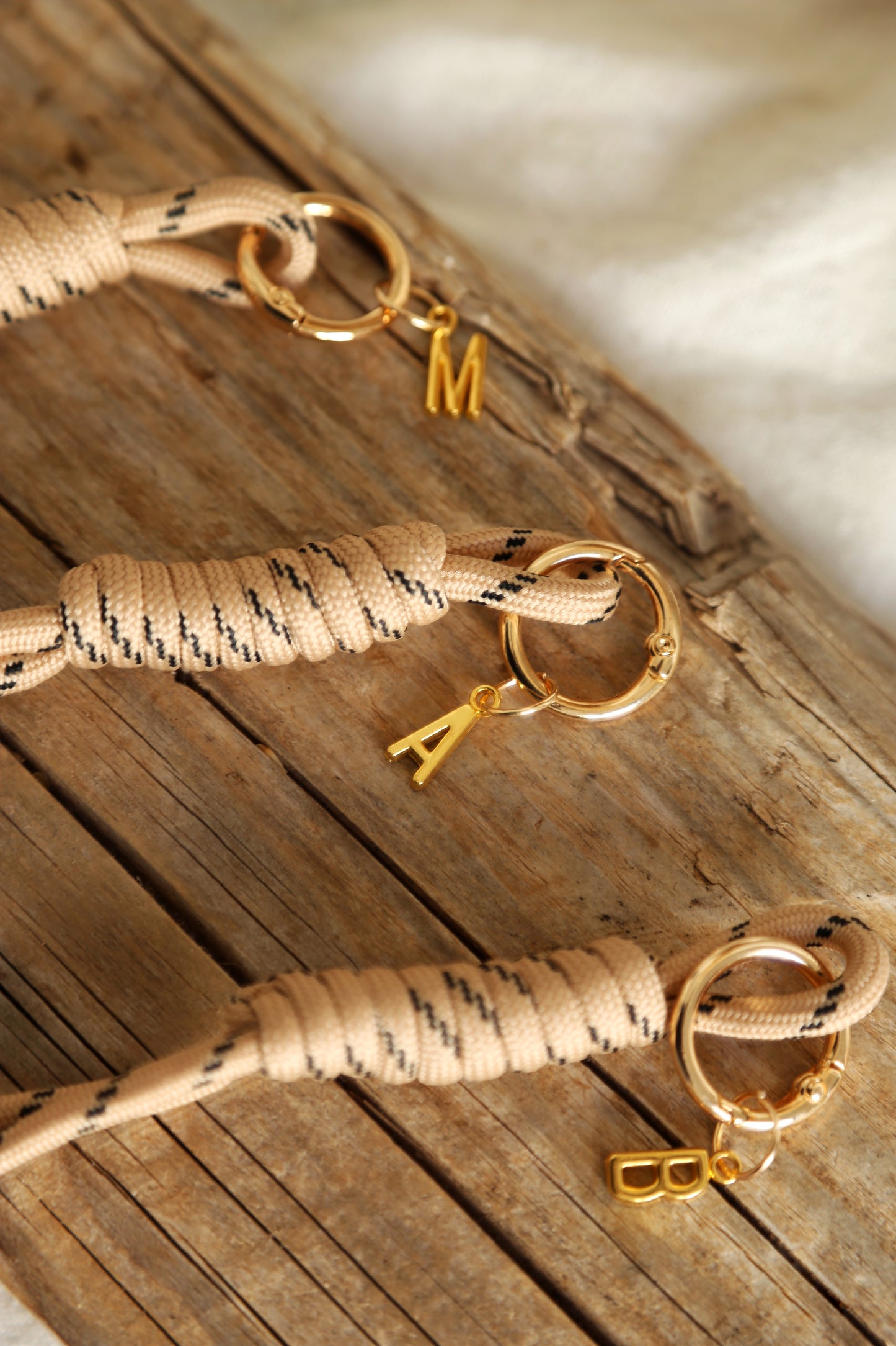 Bijou de sac en paracorde personnalisé